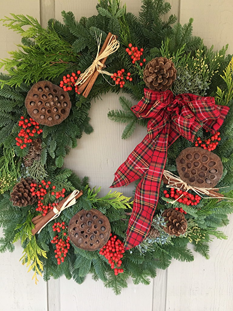 Holiday wreath